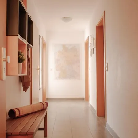 Friedenstrasse 21 Whg 4 *