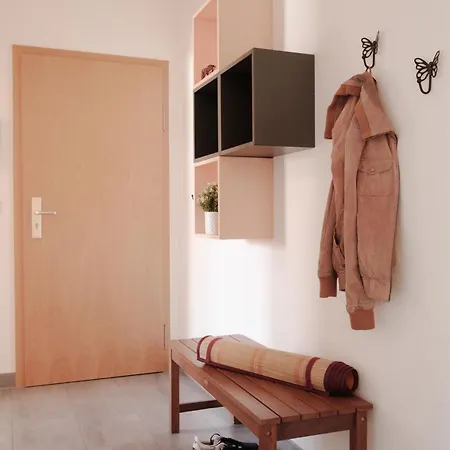 Friedenstrasse 21 Whg 4 דירה זינקסט